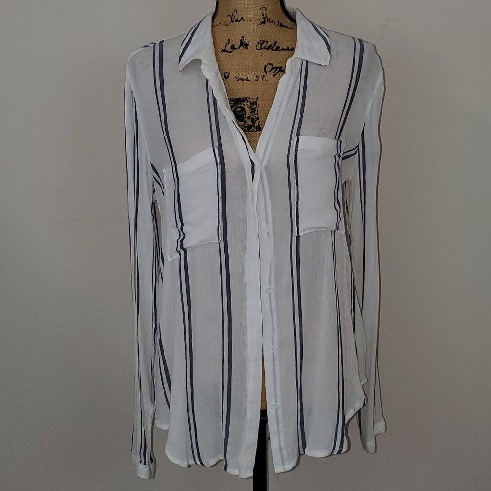 Cloth & Stone top size medium